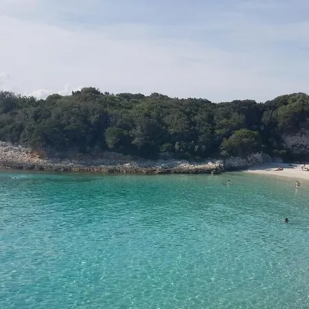 With Air Conditioning 4 People 500 M Sea Near Porto Vecchio